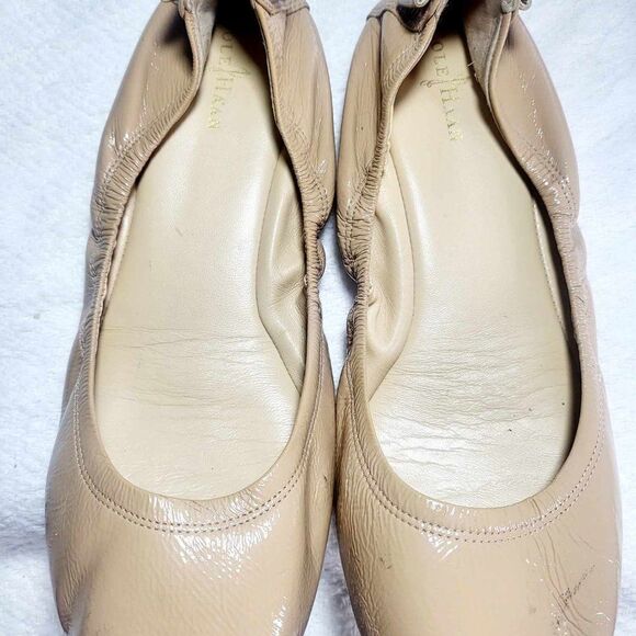 COLE HAAN flat ballet Cream Size 8 shoes lightly used. - Picture 7 of 10